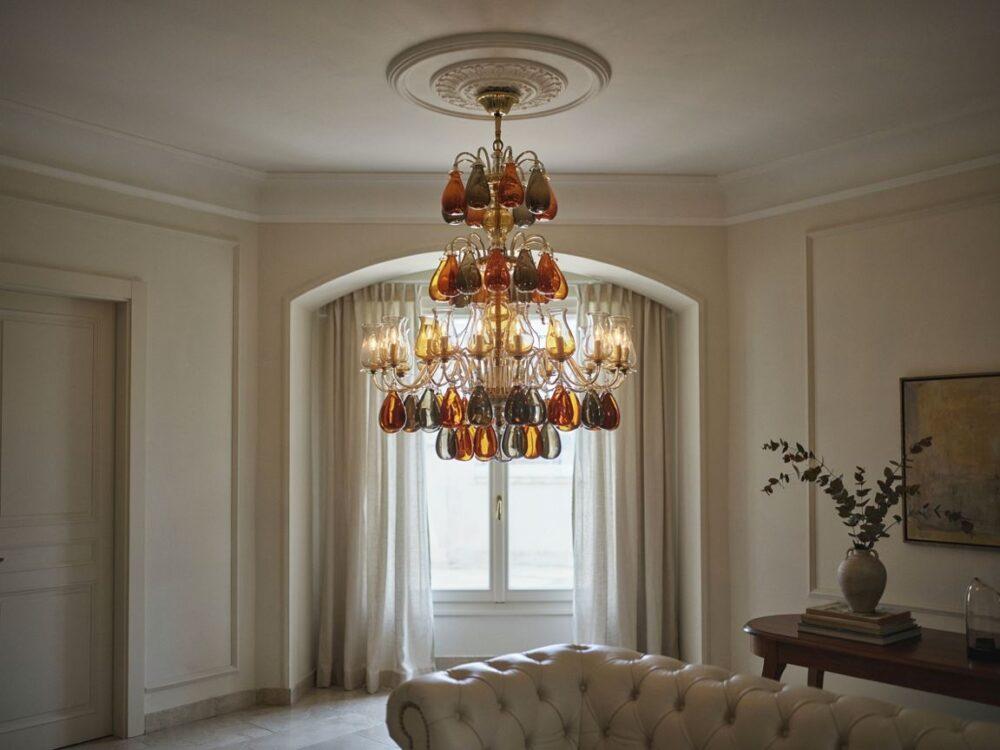 designerska lampa do salonu
